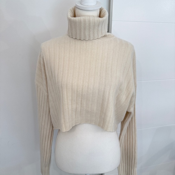 SABLYN Cashmere Ivory Turtleneck Cropped RibbedSweater Fall Winter Contemporary - Picture 1 of 7